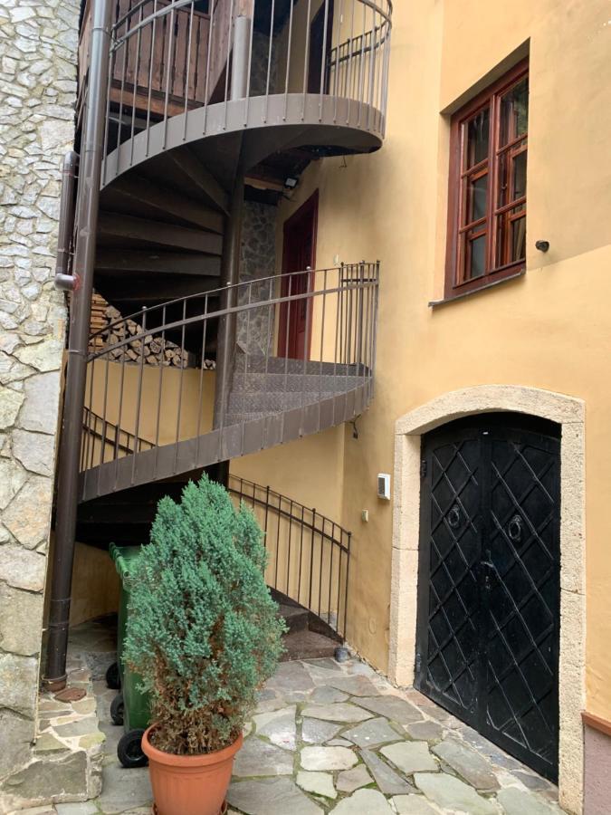 Apartmán Pri Lýceu Banská Štiavnica Exterior foto